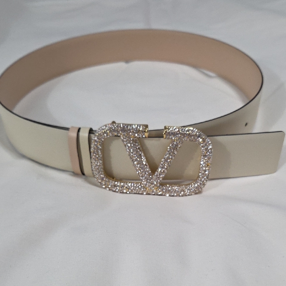 Valentino Garavani Cream Belt with Gold Sparkle Buckle - Picture 9 of 15